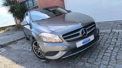 Mercedes-Benz A 180 2013 - 180000km