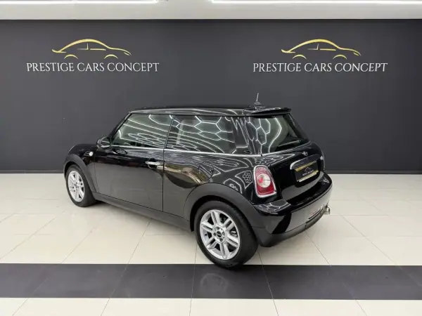 MINI 3 Portas 2012 - 10450 EUR, 137040 km - AUTO.MOTO.pt - 137040km - foto 5 de 34