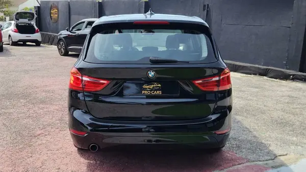 BMW 218 Gran Tourer 2016 - 13990 EUR, 216000 km - 216000km - foto 7 de 15