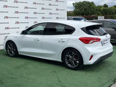 Ford Focus 2020 - 15990 EUR, 87000 km - AUTO.MOTO.pt - 87000km - foto 10 de 15