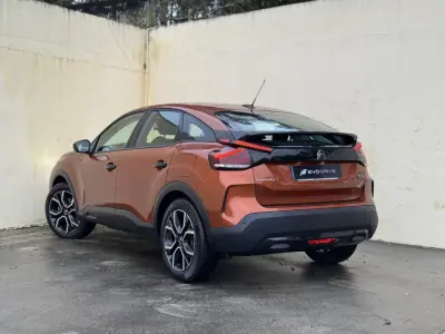 Citroën e-C4 2021 - 16990 EUR, 56000 km - AUTO.MOTO.pt - 56000km - foto 6 de 13