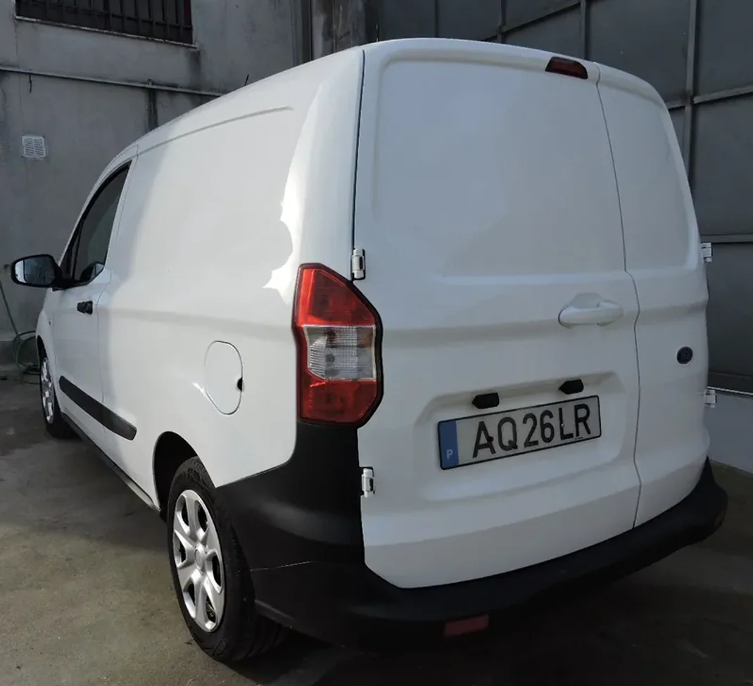 Ford 1.5 TDCi Trend 2022 - 15000 EUR, 51000 km - AUTO.MOTO.pt - 51000km - foto 5 de 11