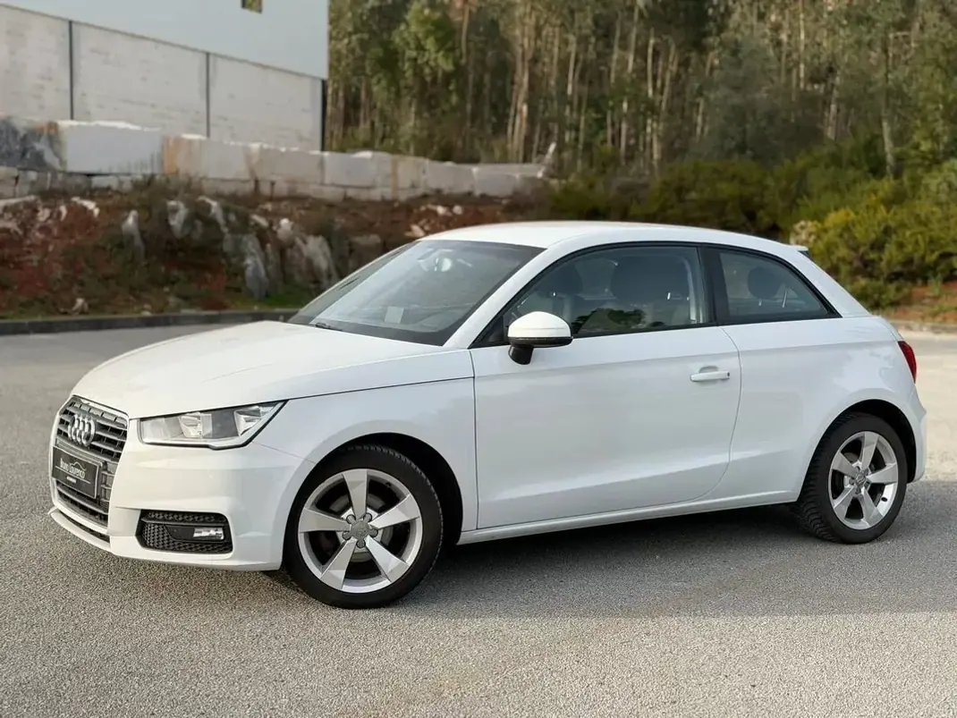 Audi A1 2017 - 12900 EUR, 164200 km - 164200km - foto 7 de 22