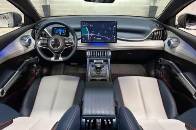 BYD Atto 3 2023 - 27950 EUR, 7718 km - AUTO.MOTO.pt - 7718km - foto 12 de 60