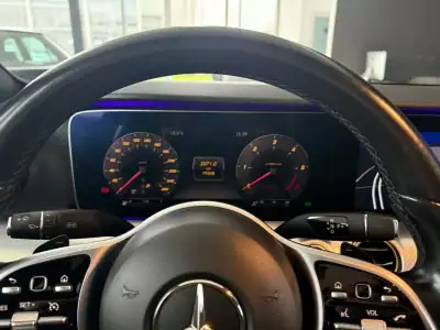Mercedes-Benz E 220 2020 - 37900 EUR, 84701 km - AUTO.MOTO.pt - 84701km - foto 13 de 29