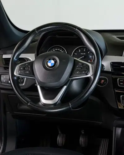 BMW X1 2017 - 21500 EUR, 90312 km - AUTO.MOTO.pt - 90312km - foto 17 de 39