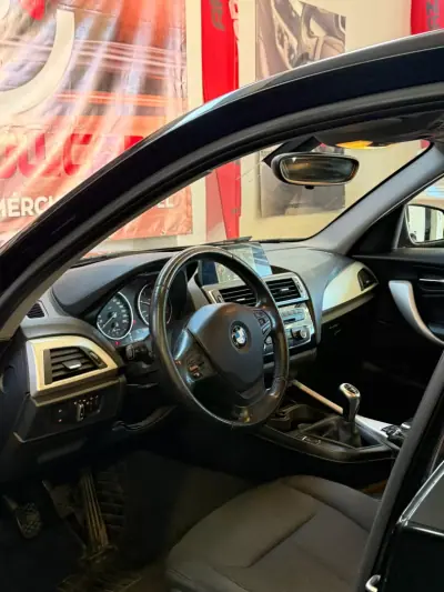 BMW 114 2017 — foto 5 de 8