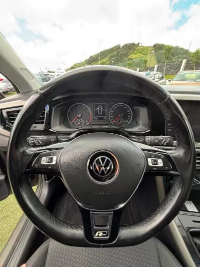 Volkswagen Polo 2021 - 18990 EUR, 71185 km - AUTO.MOTO.pt - 71185km - foto 11 de 14