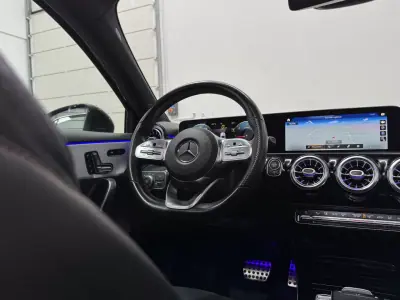 Mercedes-Benz A 180 2018 - 21990 EUR, 191000 km - AUTO.MOTO.pt - 191000km - foto 18 de 26