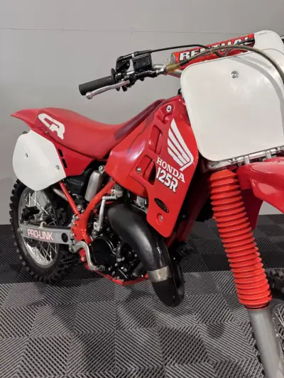 Honda CR 125R 1989 - 6750 EUR, 1 km - 1km - foto 12 de 22