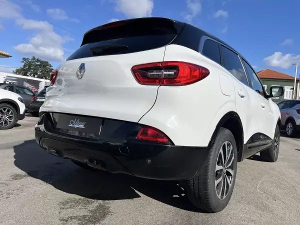 Renault Kadjar 2016 - 11950 EUR, 250000 km - AUTO.MOTO.pt - 250000km - foto 39 de 42