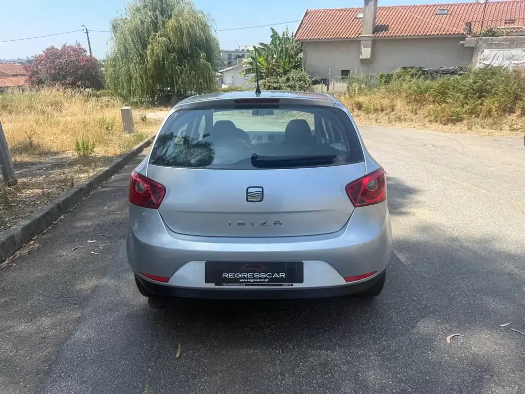 SEAT Ibiza 2011 - 6450 EUR, 199000 km - 199000km - foto 5 de 25