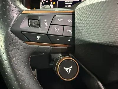 Cupra Formentor 2021 - 29900 EUR, 69200 km - AUTO.MOTO.pt - 69200km - foto 24 de 37