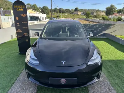 Tesla Model 3 2019 - 19900 EUR, 270000 km - AUTO.MOTO.pt - 270000km - foto 5 de 53