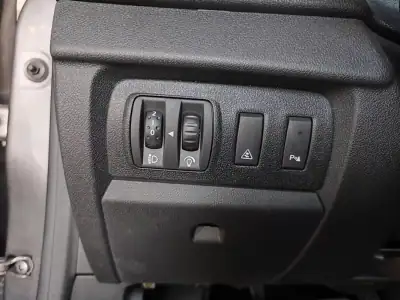 Renault Mégane Coupe 2010 - 18950 EUR, 157000 km - AUTO.MOTO.pt - 157000km - foto 24 de 39