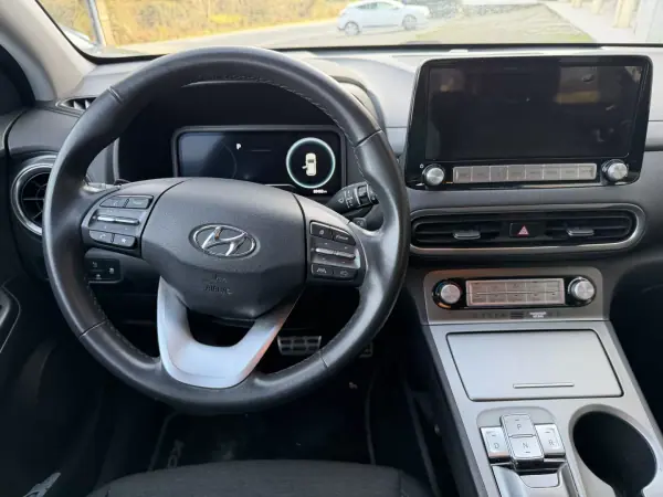 Hyundai Kauai 2022 - 22900 EUR, 81000 km - AUTO.MOTO.pt - 81000km - foto 9 de 19