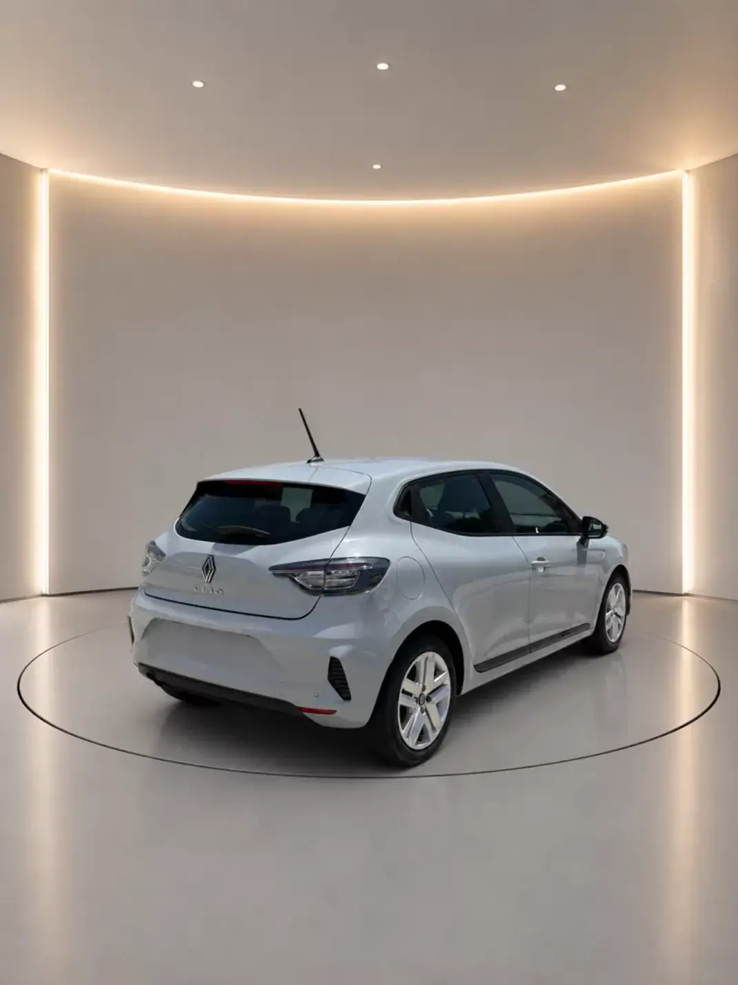 Renault Clio 2024 - 17700 EUR, 48000 km - AUTO.MOTO.pt - 48000km - foto 6 de 17