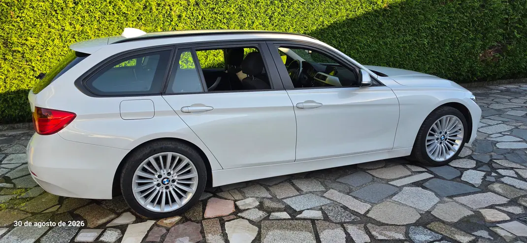 BMW 316 2013 - 14500 EUR, 138000 km - 138000km - foto 14 de 15