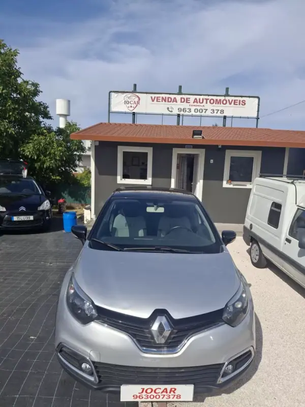 Renault Captur 2017 - 13950 EUR, 119123 km - AUTO.MOTO.pt - 119123km - foto 2 de 14