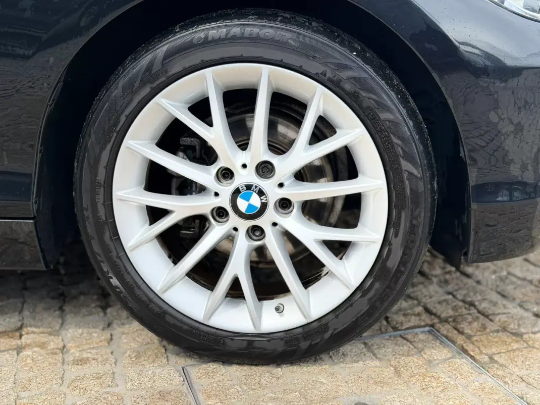 BMW 116 2018 - 15950 EUR, 178369 km - AUTO.MOTO.pt - 178369km - foto 6 de 18
