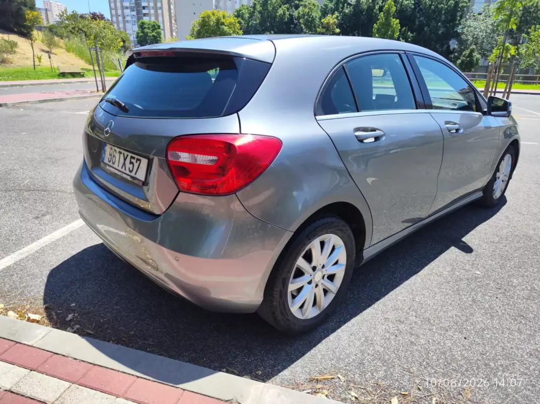 Mercedes-Benz A 180 2013 - 11780 EUR, 215000 km - 215000km - foto 7 de 39