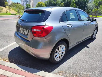 Mercedes-Benz A 180 2013 - 11780 EUR, 215000 km - AUTO.MOTO.pt - 215000km - foto 7 de 39