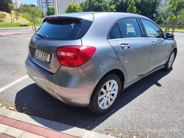 Mercedes-Benz A 180 2013 - 11780 EUR, 215000 km - AUTO.MOTO.pt - 215000km - foto 7 de 39
