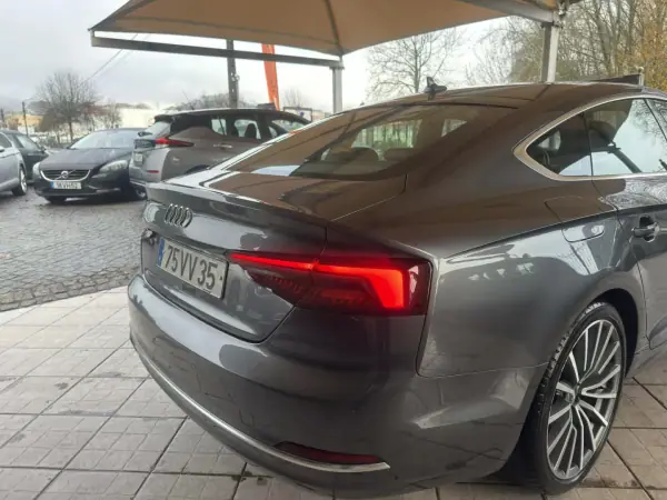 Audi A5 Sportback 2019 - 30750 EUR, 98486 km - AUTO.MOTO.pt - 98486km - foto 8 de 35