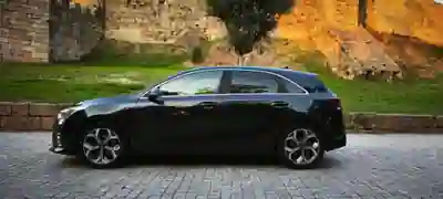 Kia Ceed 2020 - 13800 EUR, 53000 km - 53000km - foto 4 de 12