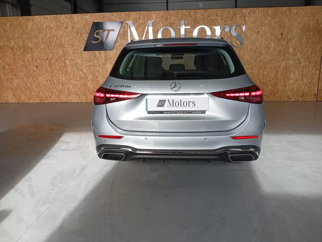 Mercedes-Benz C 300e 2024 - 59950 EUR, 26475 km - AUTO.MOTO.pt - 26475km - foto 8 de 15