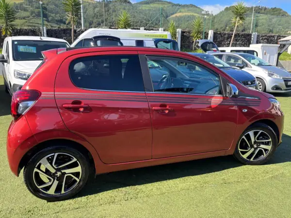 Peugeot 108 2019 - 12490 EUR, 35686 km - 35686km - foto 5 de 19