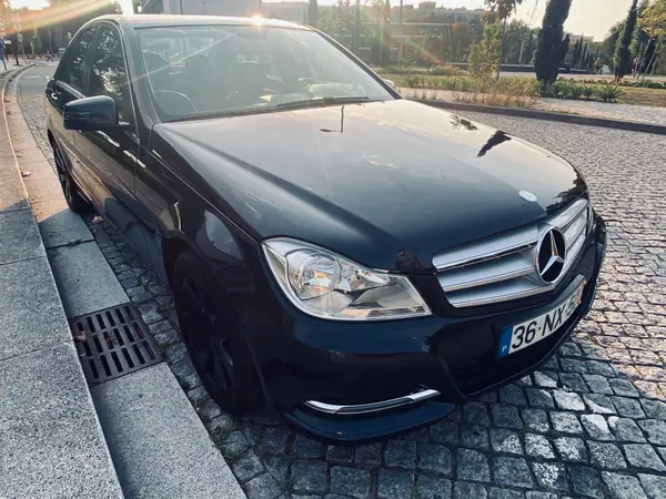 Mercedes-Benz C 180 2013 - 15000 EUR, 164000 km - 164000km - foto 4 de 15