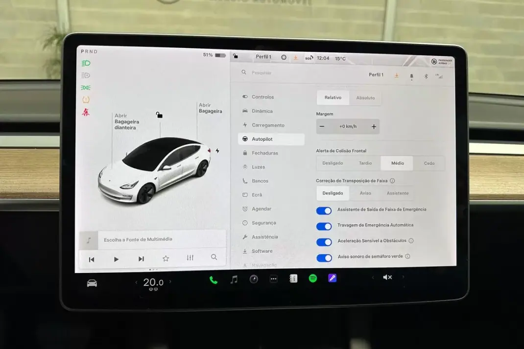 Tesla Model 3 2021 - 25950 EUR, 38290 km - AUTO.MOTO.pt - 38290km - foto 37 de 49