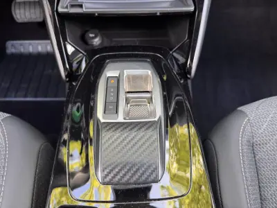 Peugeot 2008 2025 - 24900 EUR, 22017 km - AUTO.MOTO.pt - 22017km - foto 20 de 25