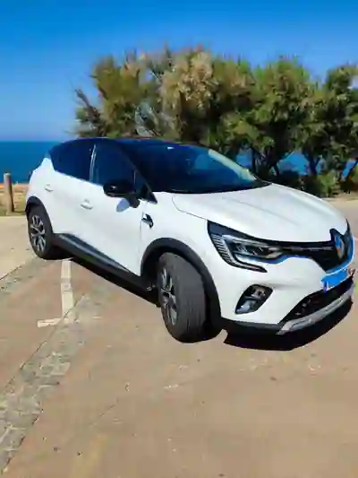 Renault Captur 2020 - 15000 EUR, 30000 km - AUTO.MOTO.pt - 30000km - foto 4 de 14