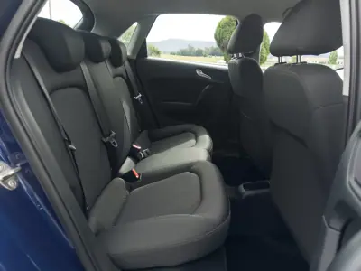 Audi A1 Sportback 2015 - 11990 EUR, 172000 km - 172000km - foto 37 de 39