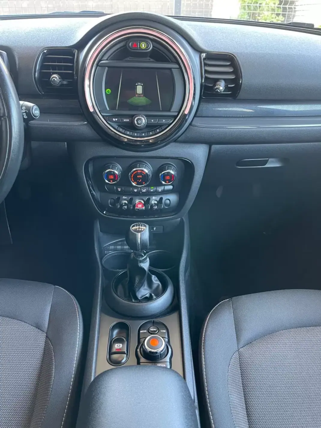 MINI Clubman 2019 - 18500 EUR, 169000 km - 169000km - foto 8 de 11