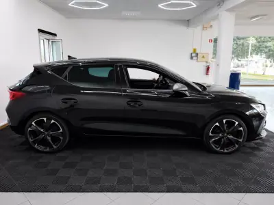 Cupra Leon 2021 - 21990 EUR, 50000 km - 50000km - foto 3 de 8