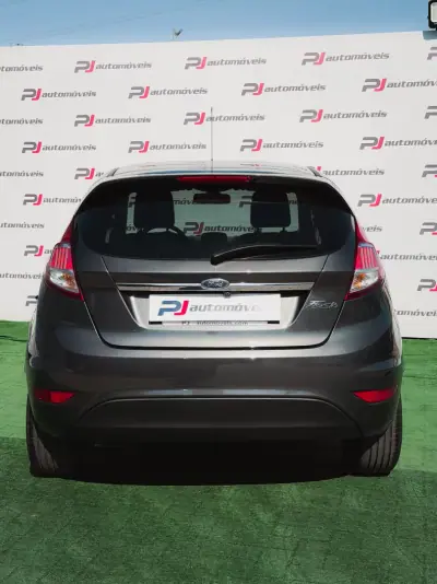Ford Fiesta 2016 - 9990 EUR, 60000 km - 60000km - foto 4 de 15