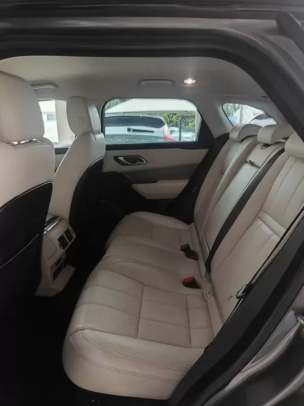 Land Rover Range Rover Velar 2018 - 34450 EUR, 154350 km - AUTO.MOTO.pt - 154350km - foto 14 de 34