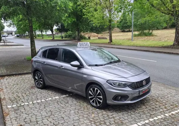 Fiat Tipo 2020 - 13500 EUR, 103000 km - AUTO.MOTO.pt - 103000km - foto 6 de 17