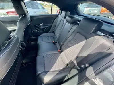 Mercedes-Benz A 180 2020 - 22950 EUR, 116348 km - AUTO.MOTO.pt - 116348km - foto 26 de 32