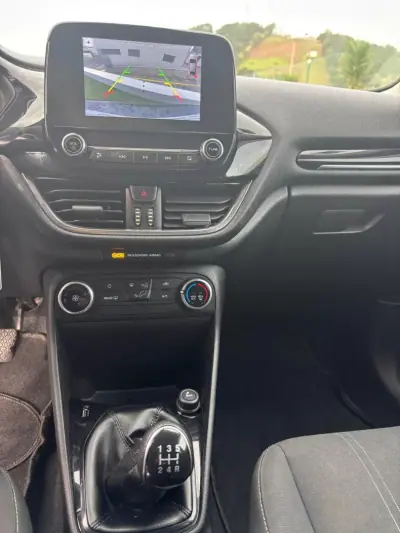 Ford Fiesta 2018 - 14990 EUR, 106000 km - AUTO.MOTO.pt - 106000km - foto 11 de 14