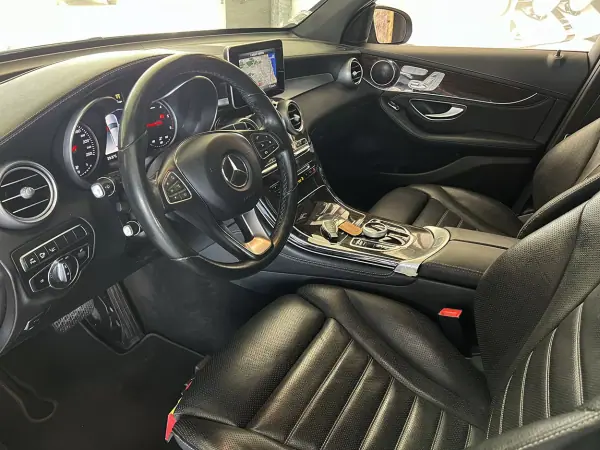 Mercedes-Benz GLC 220 2017 - 31900 EUR, 155916 km - AUTO.MOTO.pt - 155916km - foto 6 de 25