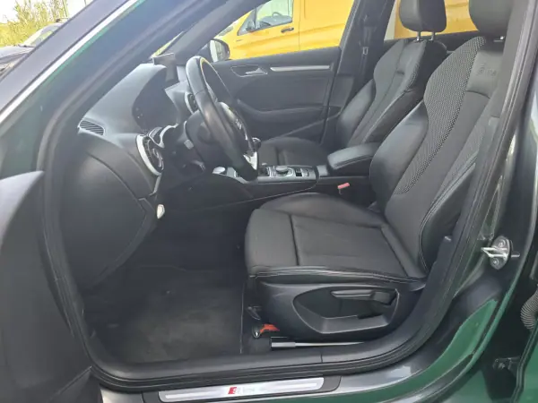 Audi A3 Sportback 2015 - 9950 EUR, 282000 km - AUTO.MOTO.pt - 282000km - foto 8 de 14