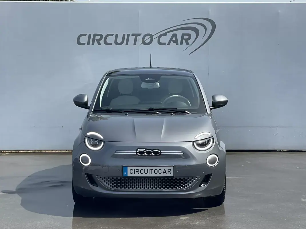 Fiat 500e 2022 - 17995 EUR, 18338 km - AUTO.MOTO.pt - 18338km - foto 8 de 45