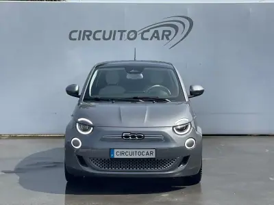 Fiat 500e 2022 - 17995 EUR, 18338 km - AUTO.MOTO.pt - 18338km - foto 8 de 45