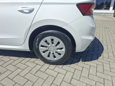 Skoda Fabia 2024 - 15000 EUR, 40500 km - 40500km - foto 9 de 30