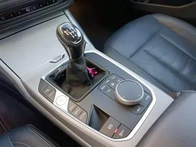 BMW 318 2019 — foto 6 de 10