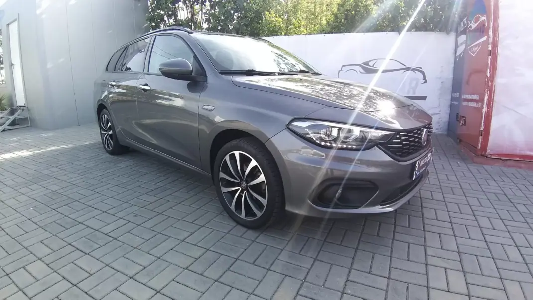 Fiat Tipo Station Wagon 2020 - 14350 EUR, 60939 km - AUTO.MOTO.pt - 60939km - foto 34 de 34